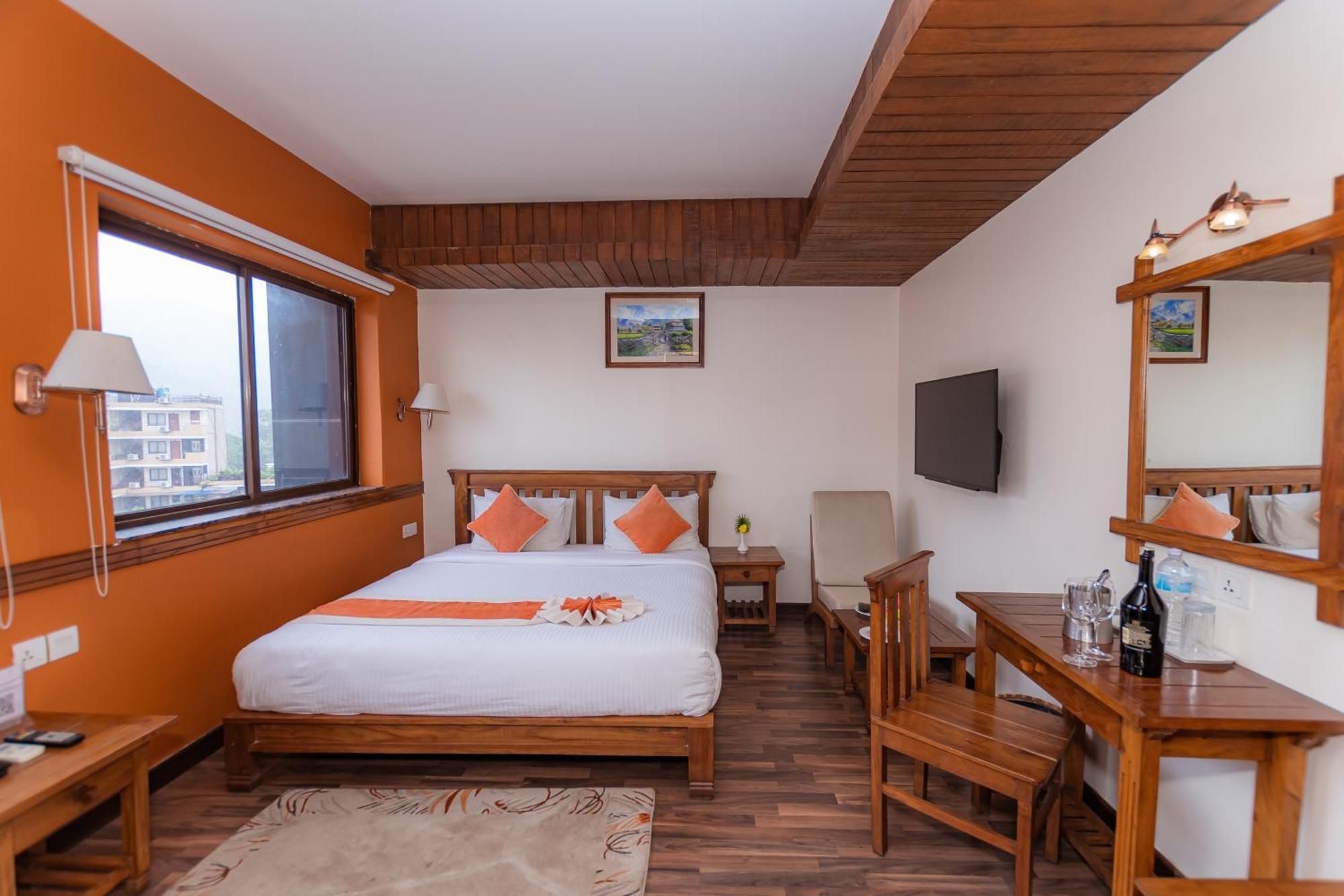 Pokhara Batika Otel Dış mekan fotoğraf