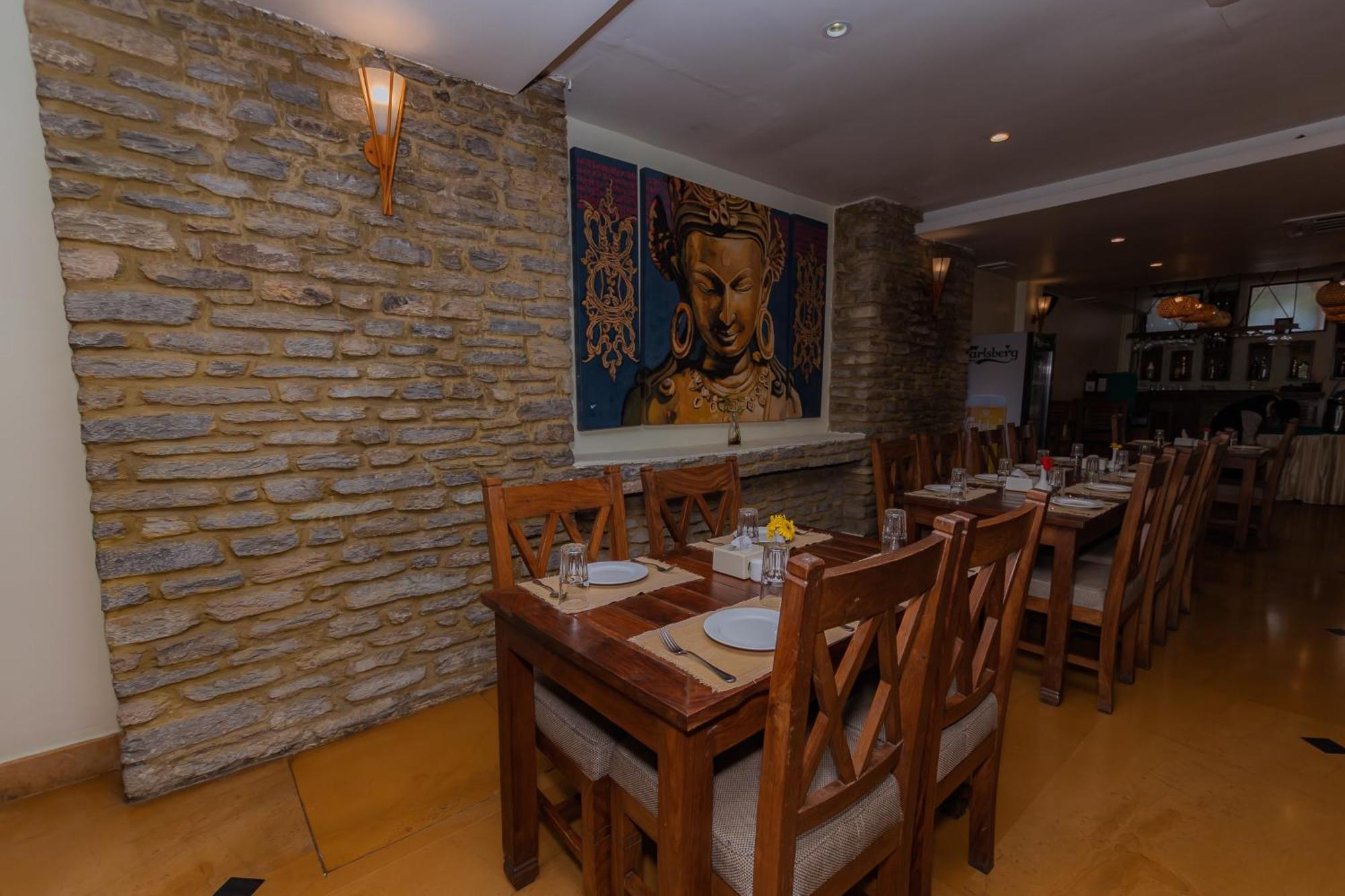 Pokhara Batika Otel Dış mekan fotoğraf