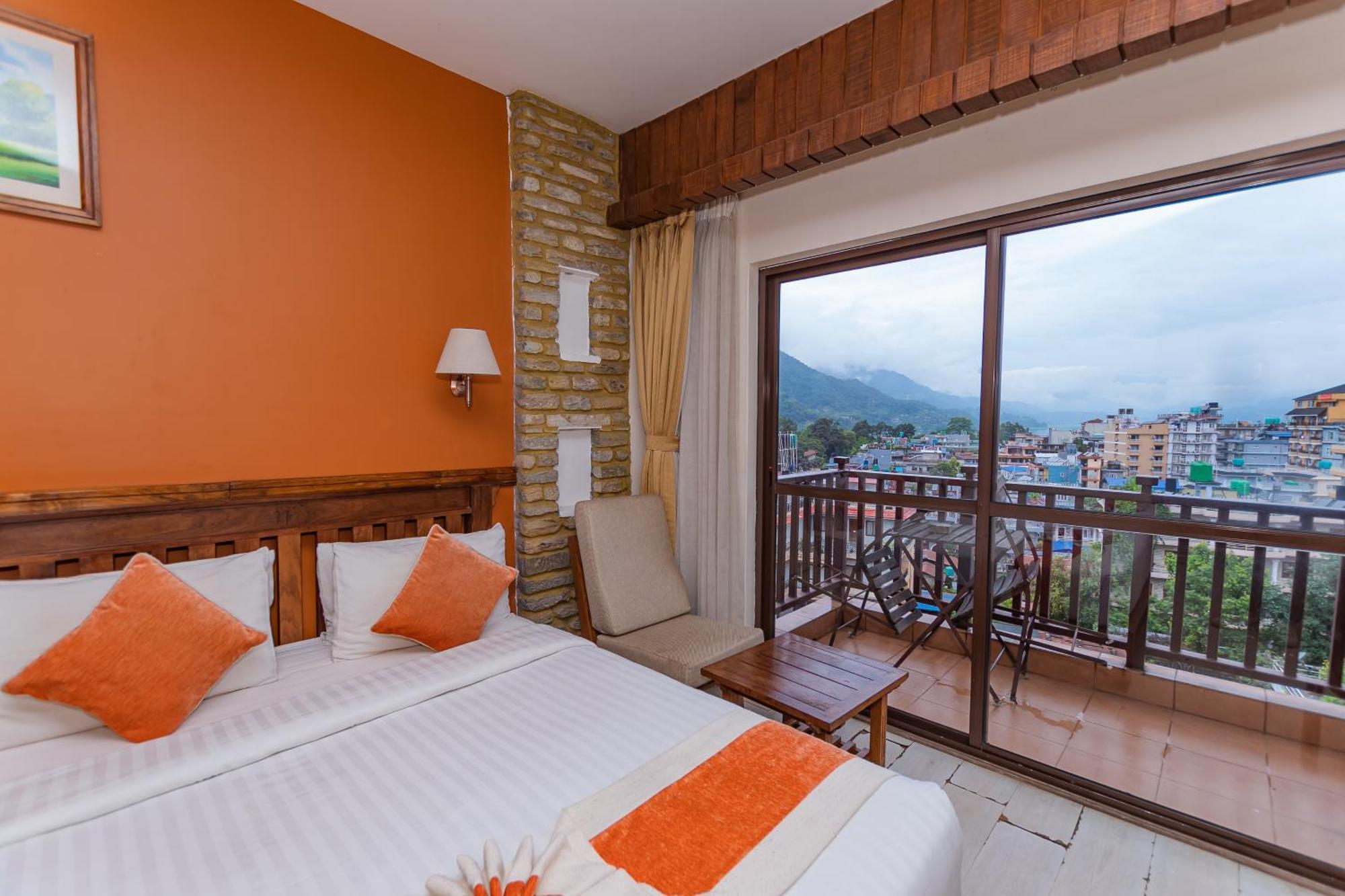 Pokhara Batika Otel Dış mekan fotoğraf