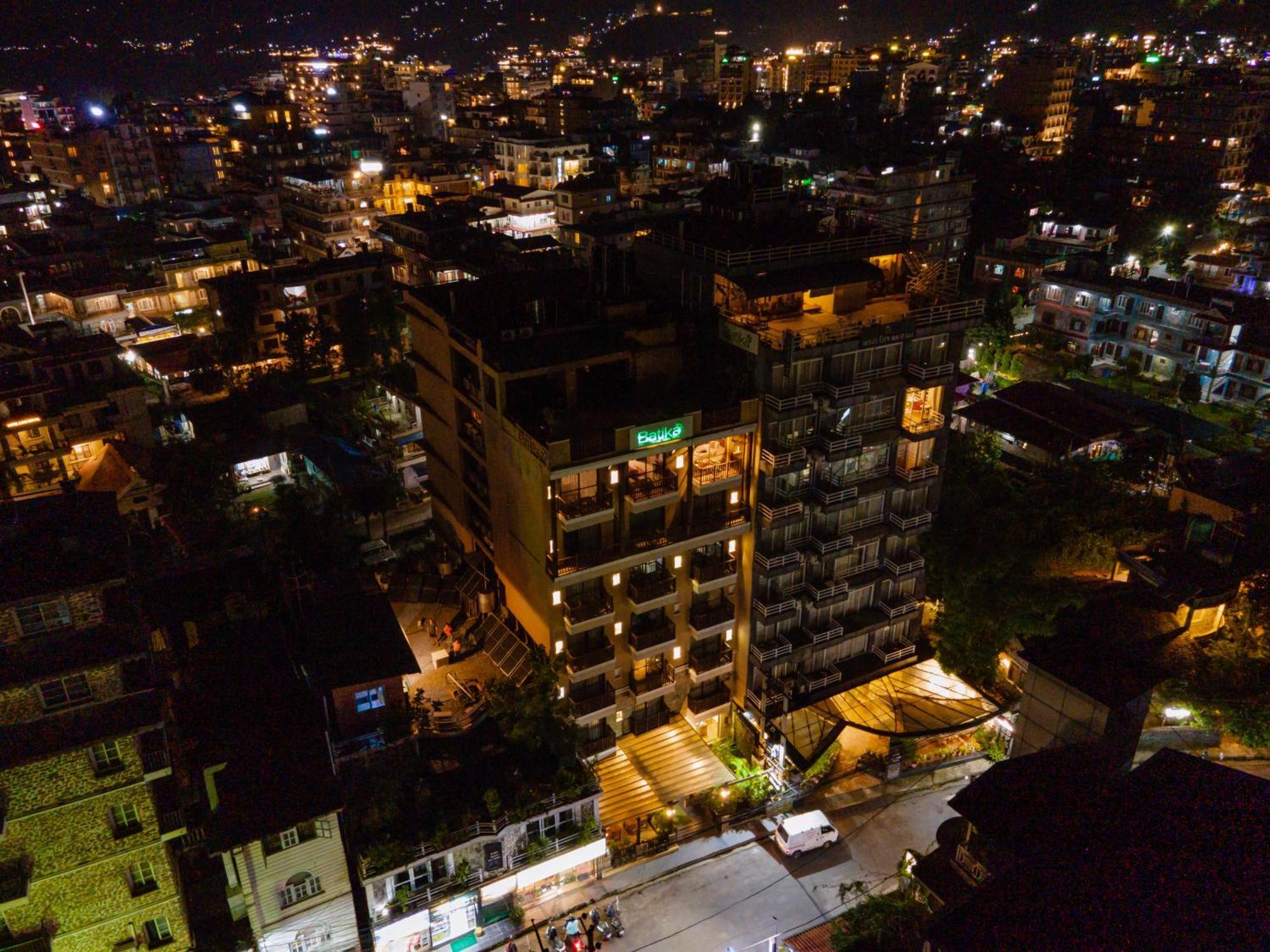 Pokhara Batika Otel Dış mekan fotoğraf