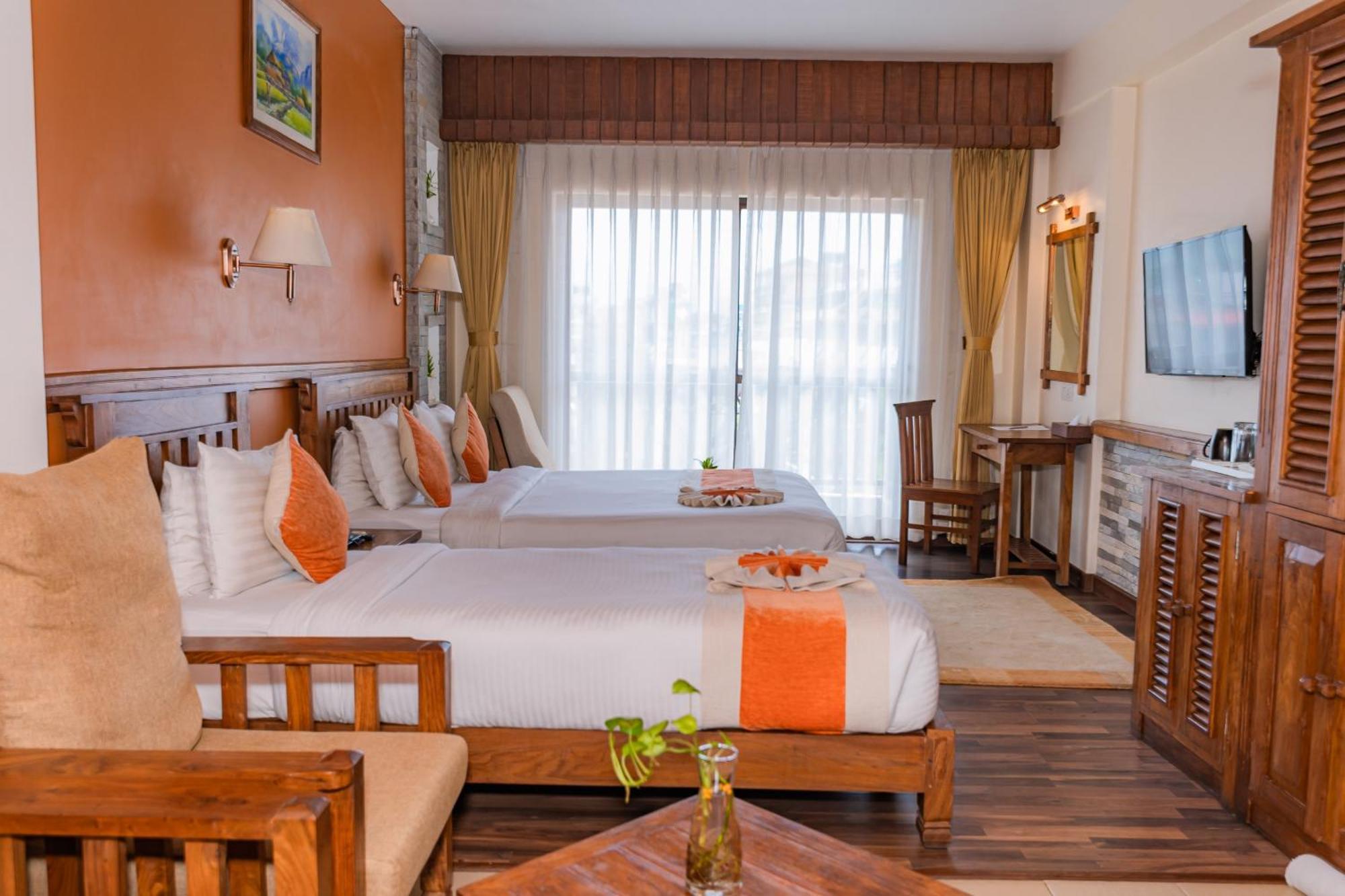 Pokhara Batika Otel Dış mekan fotoğraf