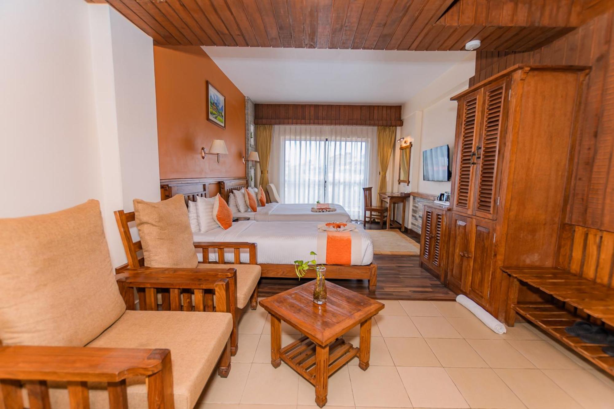 Pokhara Batika Otel Dış mekan fotoğraf