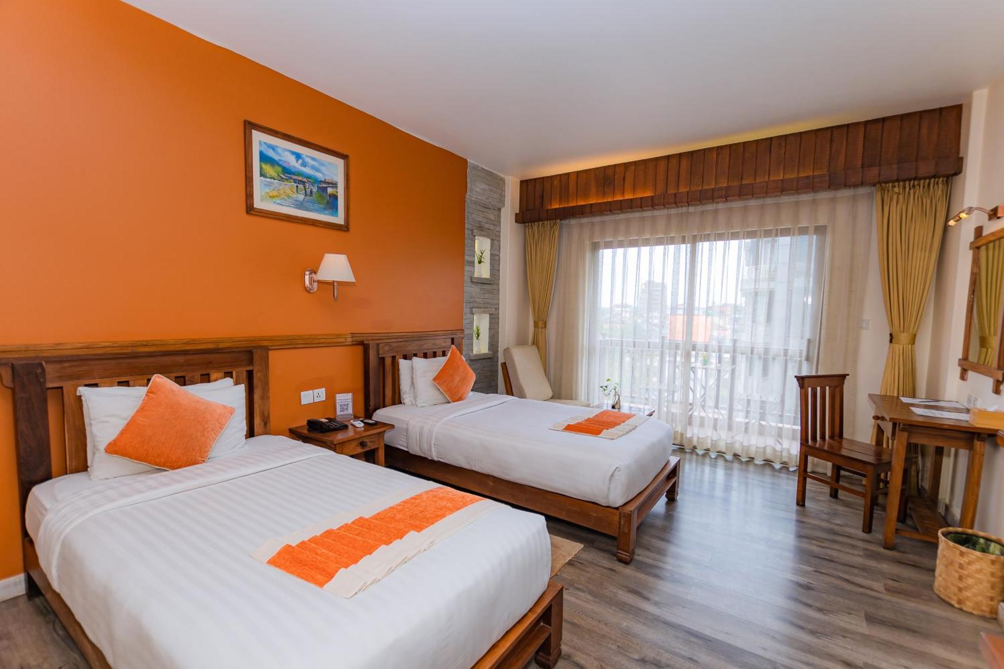 Pokhara Batika Otel Dış mekan fotoğraf