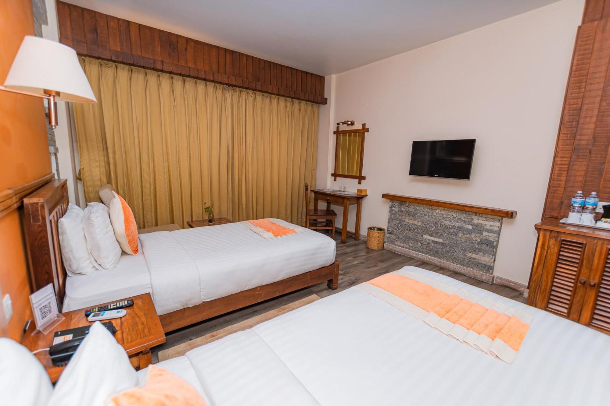 Pokhara Batika Otel Dış mekan fotoğraf